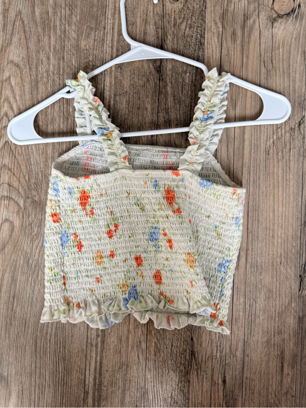 SO Floral Ruffle Crop Top - Picture 3 of 3